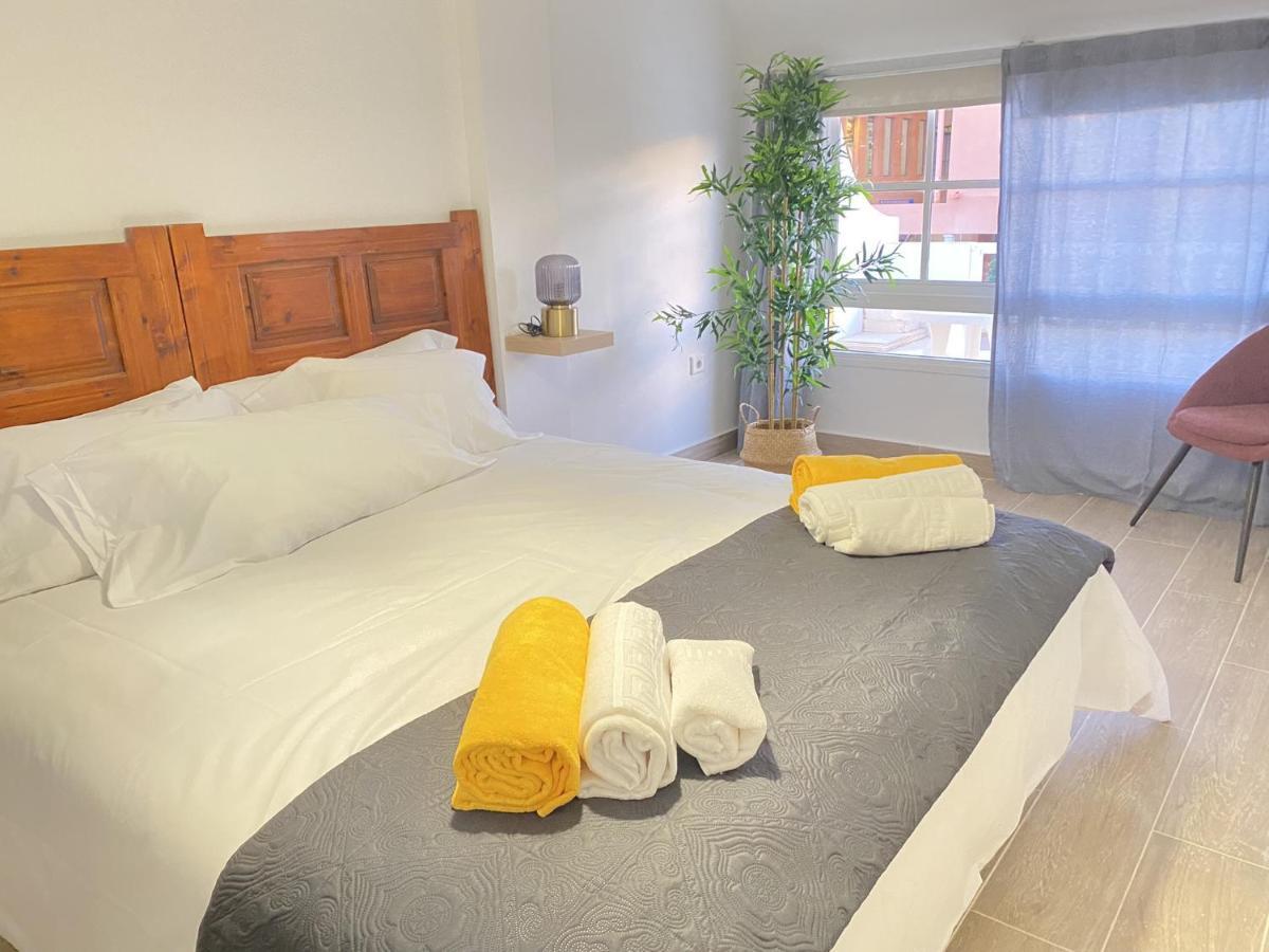 Homeforguest Two Bedroom Apartment With Pool And Terrace Caleta De Fuste Exterior photo