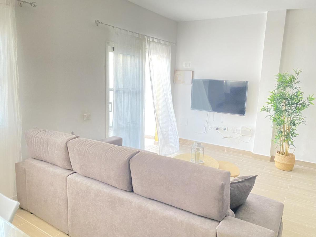 Homeforguest Two Bedroom Apartment With Pool And Terrace Caleta De Fuste Exterior photo